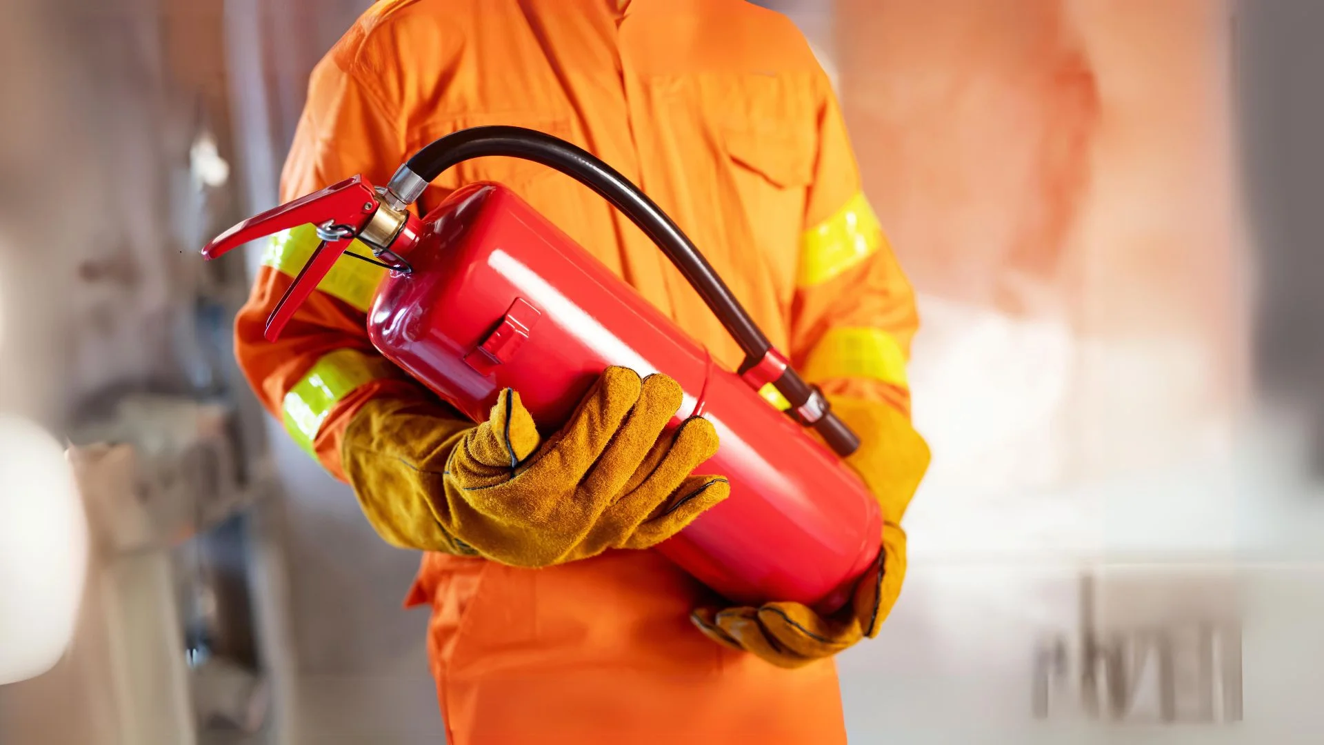 Evento com grande público em espaço fechado com sistemas de segurança contra incêndio no Paraná